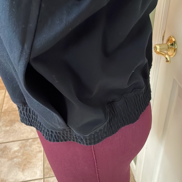 St John Sport by Marie Gray zip up jacket white stitch trim in Onyx size L - Picture 6 of 13